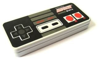 Caja de Pastillas de Menta estilo control del NES