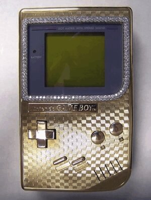 Game Boy de 18 kilates